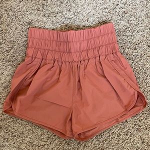 Steal breaker shorts